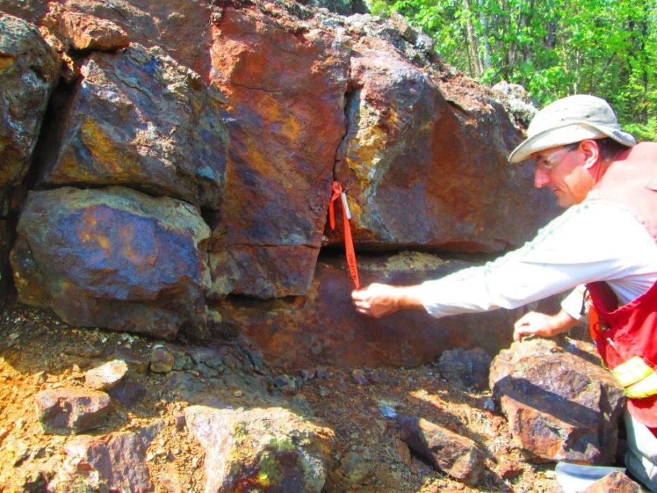 Eagle Plains personell sampling outcrop for Uranium mineralization